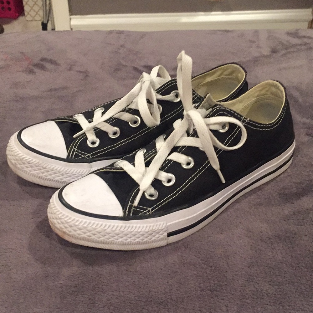 BLACK CONVERSE!!!!!!!!!